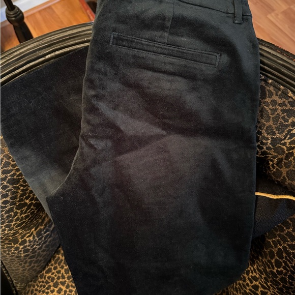 NWT Old Navy Green Velvet Pixie Pants - Picture 3 of 5